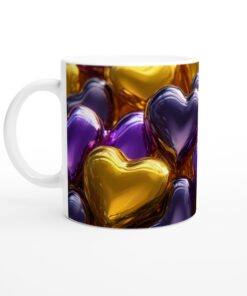 Kärleksmugg: Lila och Guldhjärtan – Vit 11oz Keramisk Mugg