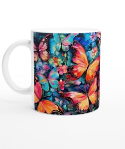 Fjärilsparadiset: Keramisk Mugg med Livfull Akvarellkonst – En Färgexplosion för Dina Drycker