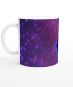 Mugg med mystisk lila katt – Perfekt för kaffeälskaren!