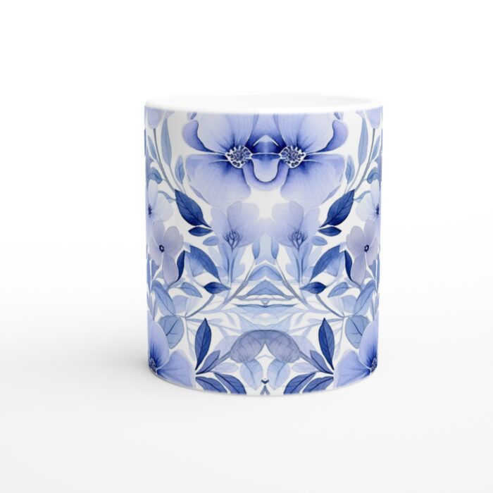 Akvarellblå Blomstermönster Mugg - Elegant 11oz Keramikmugg för Vardagslyx
