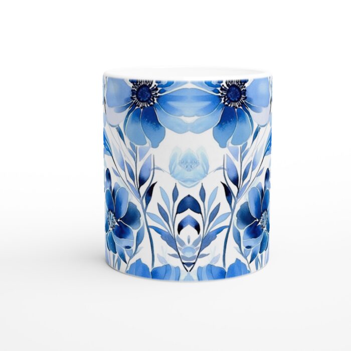 Akvarellblå Blommor Keramisk Mugg - 11oz Vit Mugg med Konstfullt Blommönster