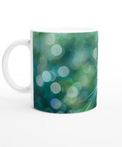 Vit 11oz keramisk mugg med magisk drömkattsdesign och glittrande blå ögon